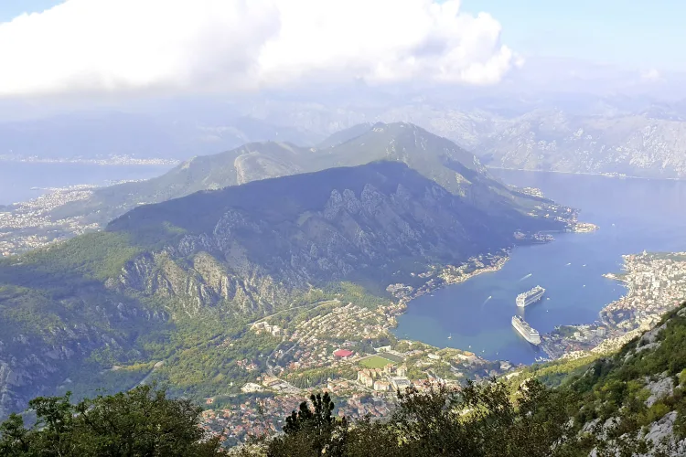 Ausblick auf die Bucht von Kotor