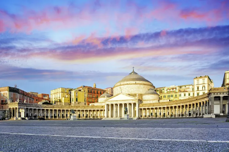 Piazza del Plebiscito, Neapel