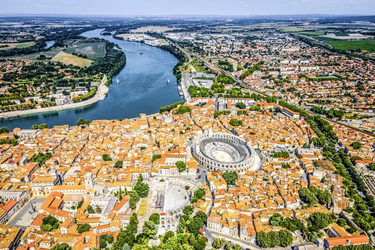 Arles