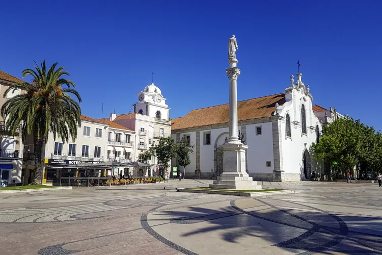 St. Julian's Church, Setúbal