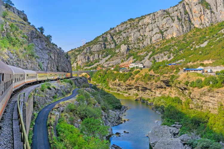 Tito´s Gebirgsbahn, Montenegro