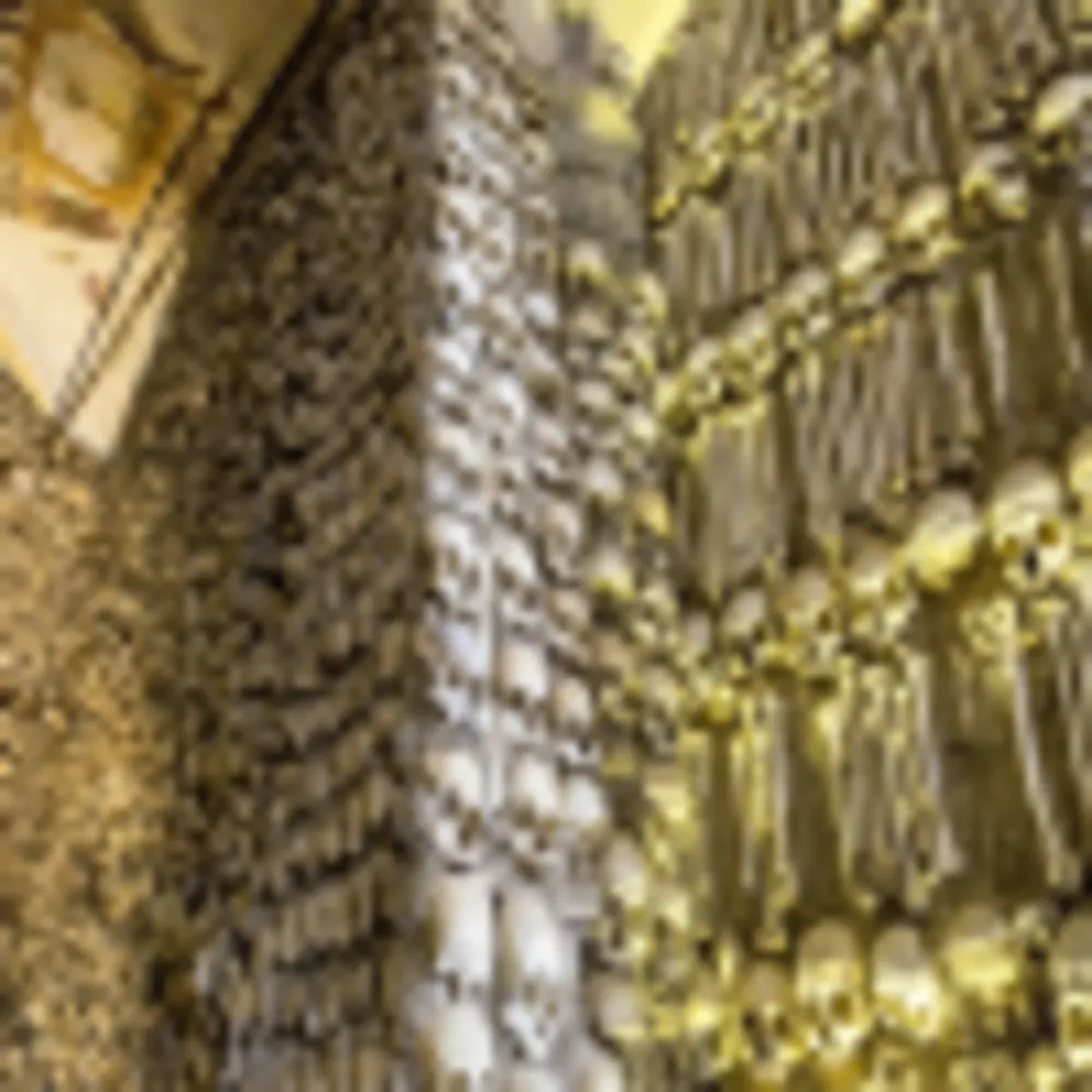 Capela dos Ossos, Evora