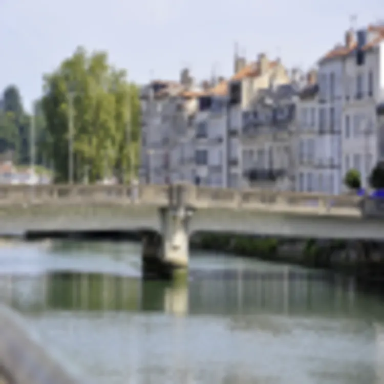 Bayonne
