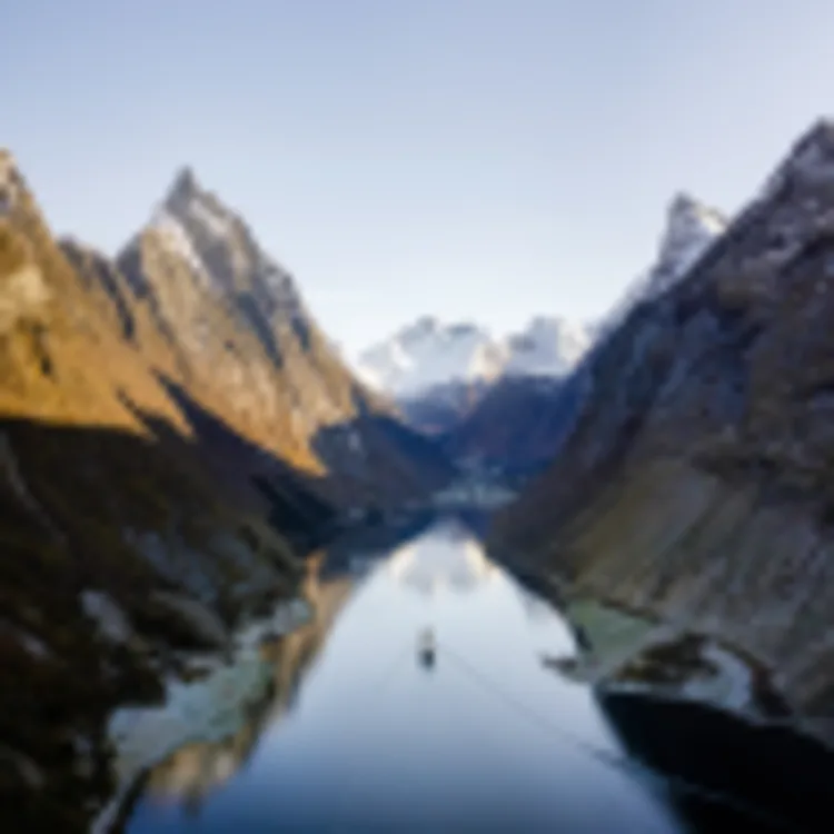 Hjørundfjord