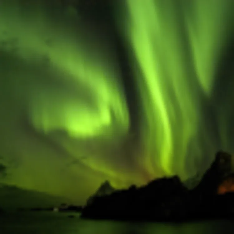 Nordlicht über den Lofoten