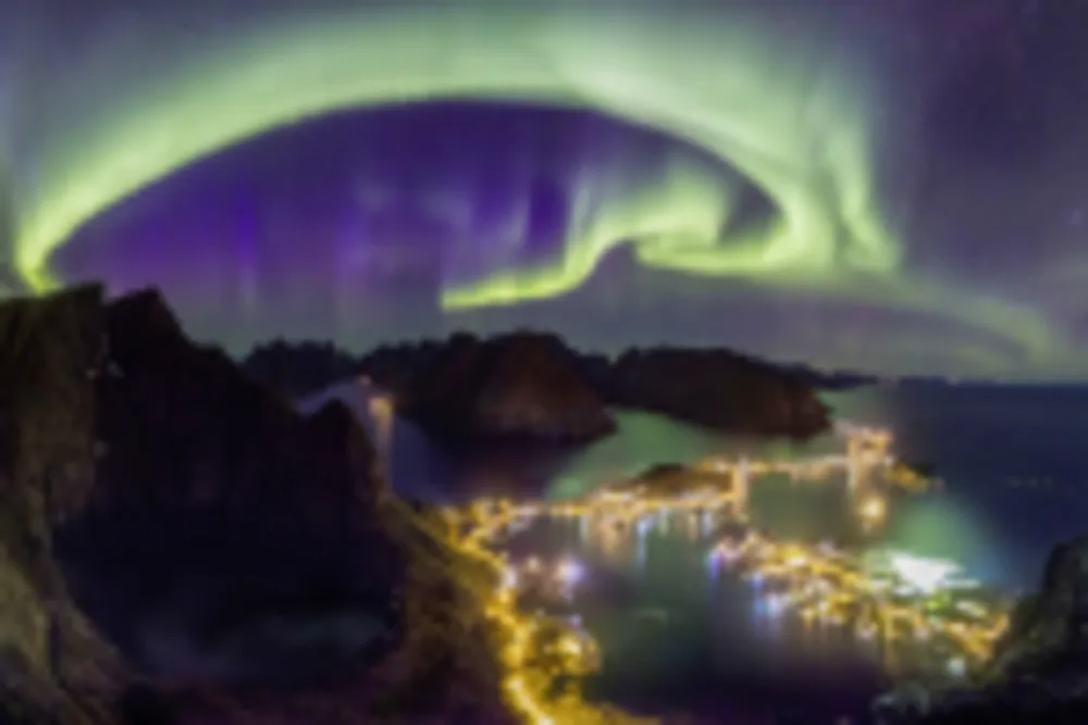 Nordlicht über den Lofoten