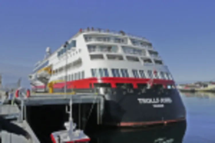 MS Trollfjord