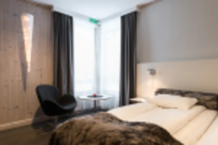 SWE110005_Kaamos Zimmer