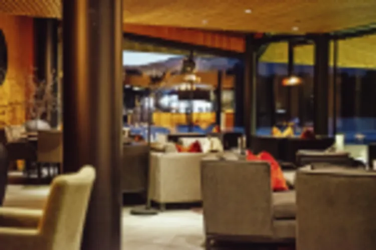 Arctic Wilderness Lodge