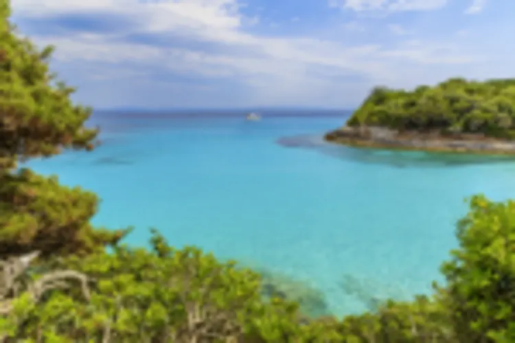 Sperone Strand