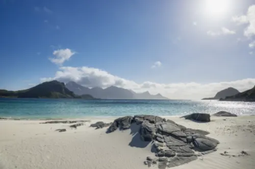 Uttakleiv Strand