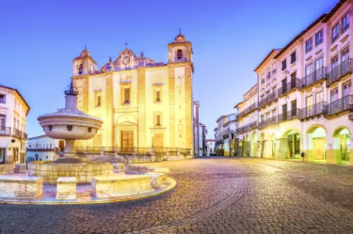 Evora