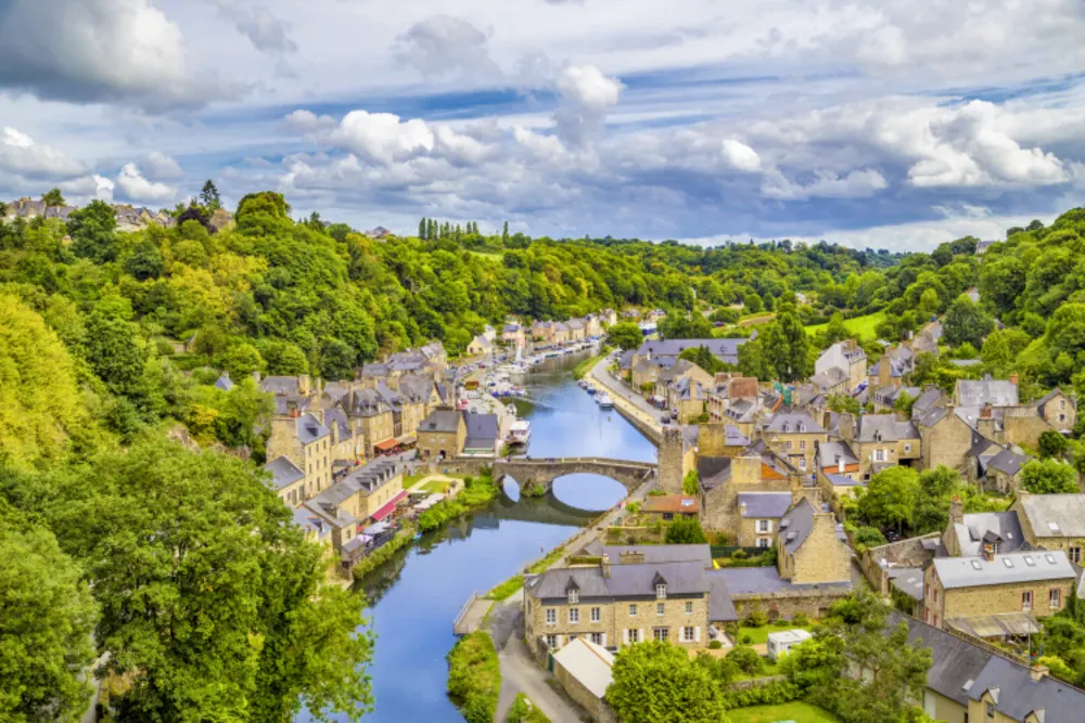 Dinan
