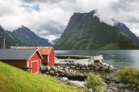 Hjorundfjorden