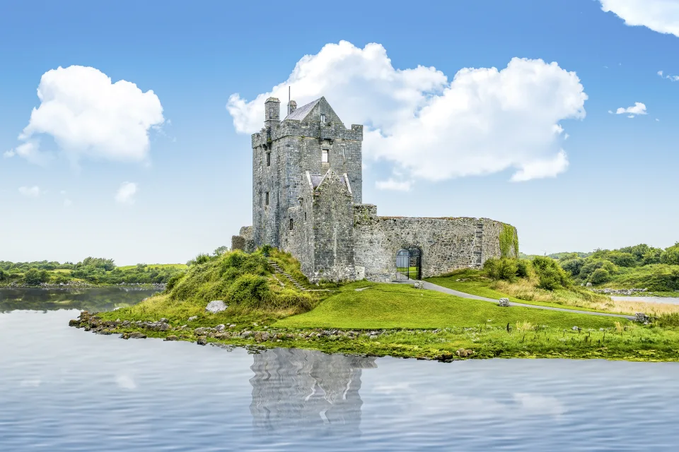 Dunguaire Castle