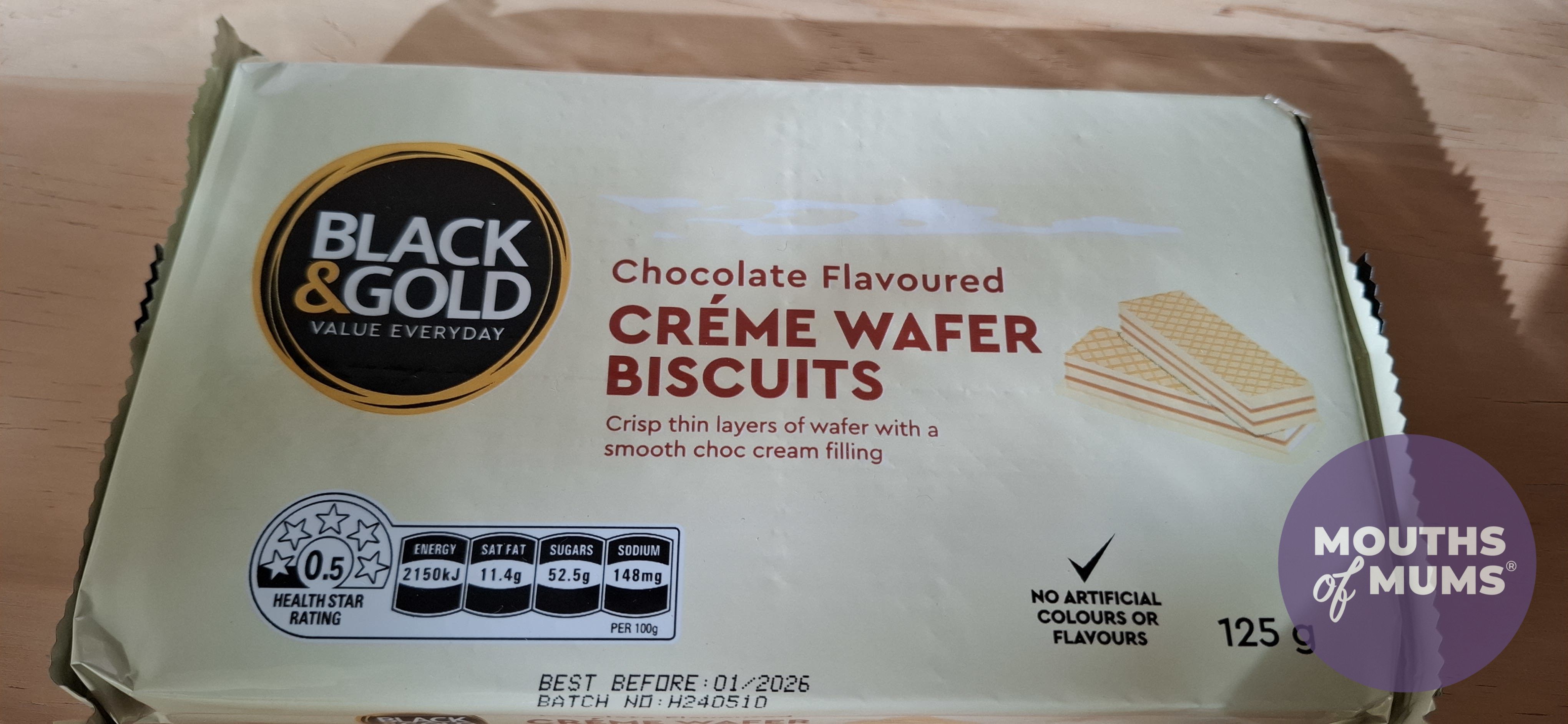 Black & Gold Chocolate Flavoured Creme Wafer Biscuits 125g Ratings ...