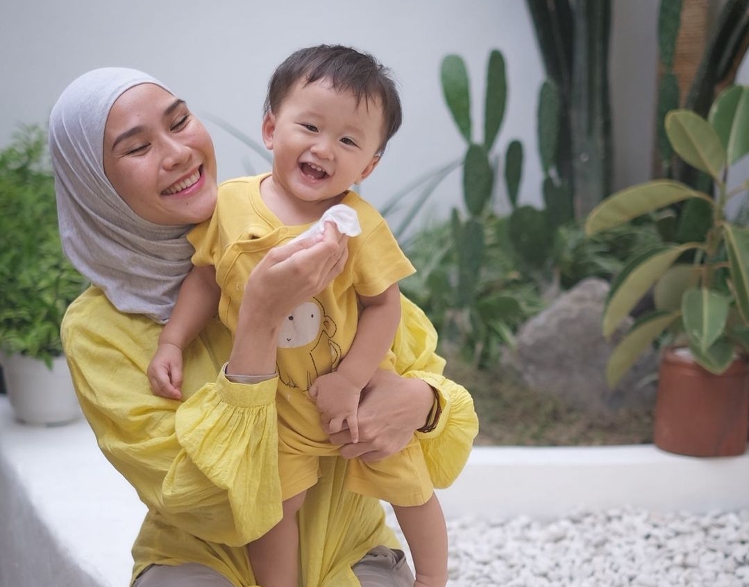 Tips Mengasuh Anak Ala Selebriti