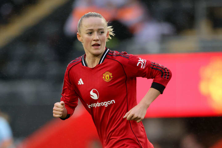 Schüller's January Switch: How Man United's Bayern Raid Reshapes the UWCL Quarter-Final