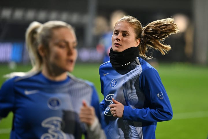 Sjoeke Nüsken Is Considering Her Chelsea Future, and the Blues May Only Have Themselves to Blame