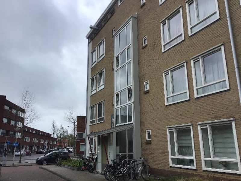 Bart van Hovestraat 1, 1067 ZV Amsterdam, Nederland