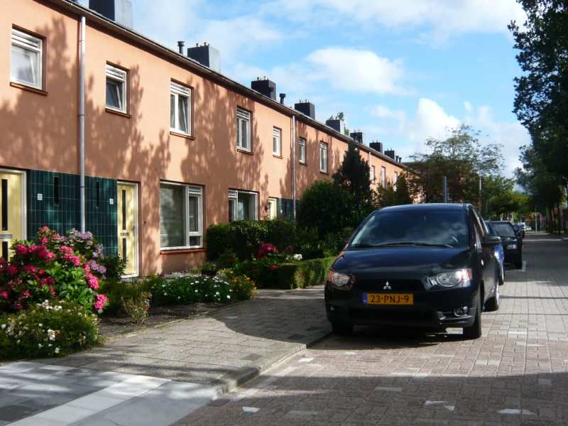 Van Henegouwenstraat 12, 1561 VW Krommenie, Nederland