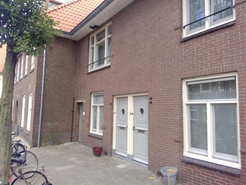 Latherusstraat 2B