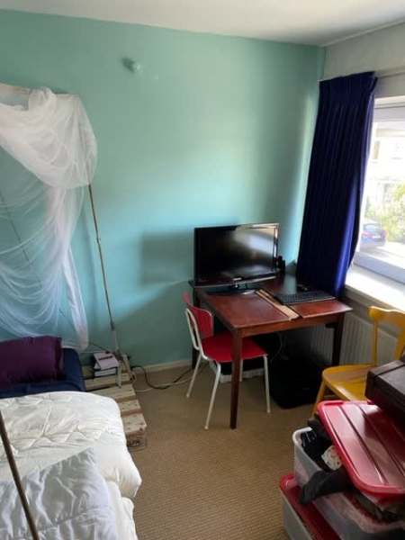 Professor Doctor F. Zernikeweg 14