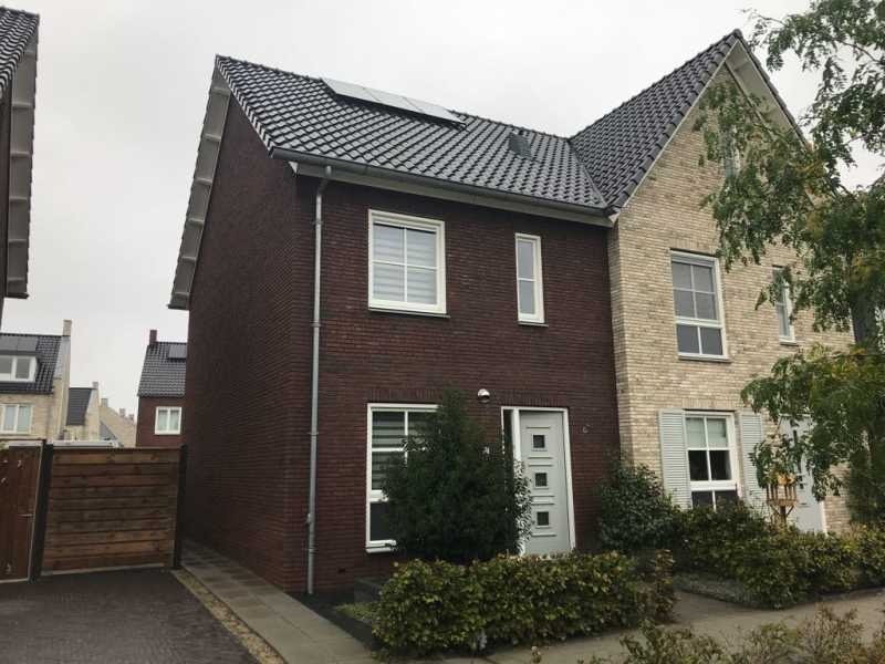 Koolzaadveld 69, 6658 Beneden-Leeuwen, Nederland