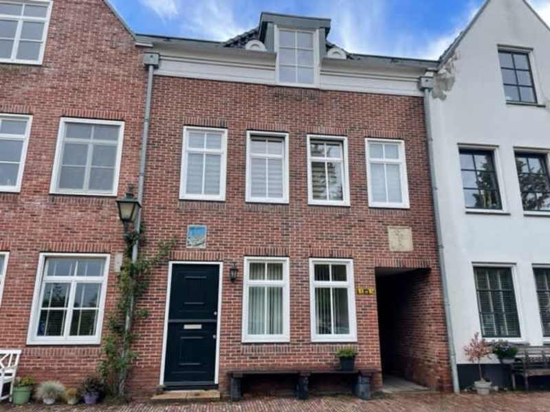 Adriaan Dortsmanplein 14a, 1411 RC Naarden, Nederland