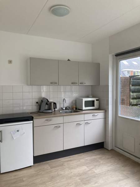 Wethouder van Oostveenstraat 1