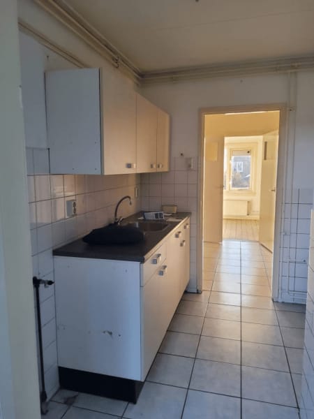 Van Leeuwenstraat 28