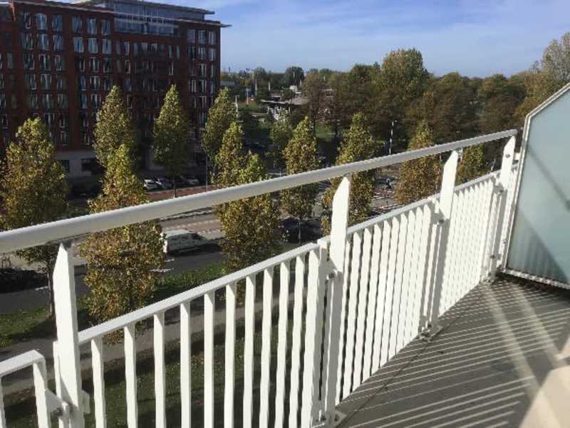 President Allendelaan 669