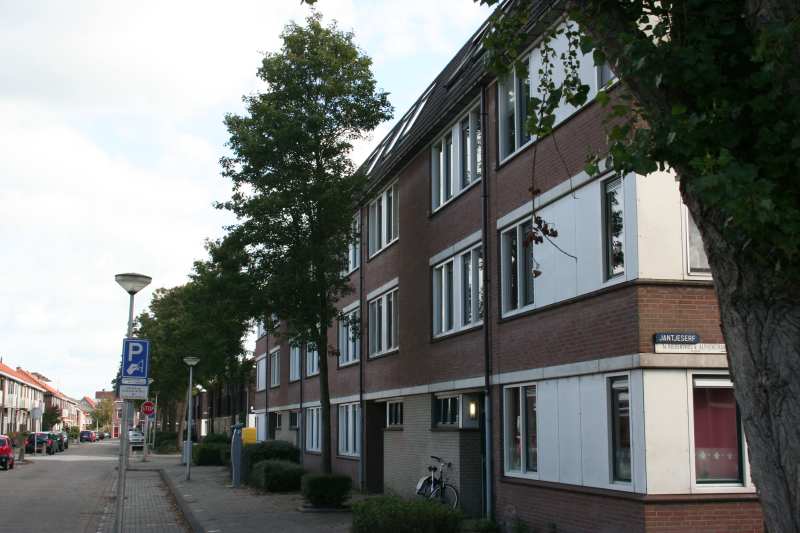 1e Hieronymus van Alphenstraat 32