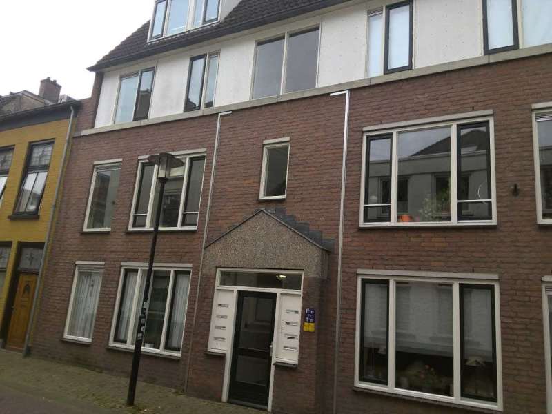 Sint Walburgstraat 1121, 4001 MD Tiel, Nederland