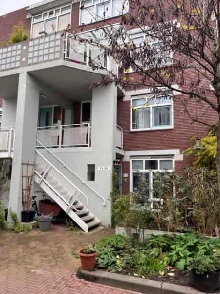 Nieuwe Houttuinen 92, 1013 DD Amsterdam, Nederland
