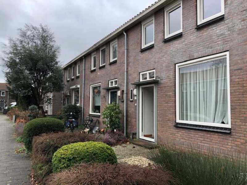 Johannes Tomstraat 11