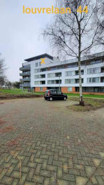 Louvrelaan 44, 1064 WB Amsterdam, Nederland