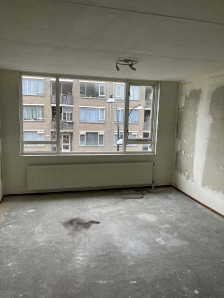 Burgemeester Bickerstraat 4D