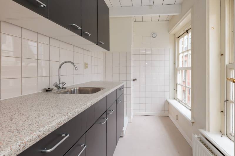 Sint Nicolaasstraat 90