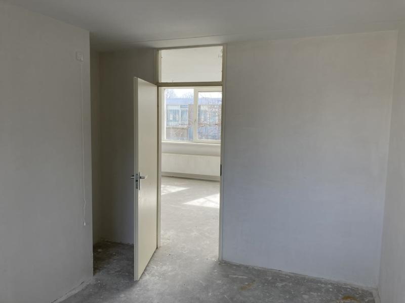 Van der Hoopstraat 8G