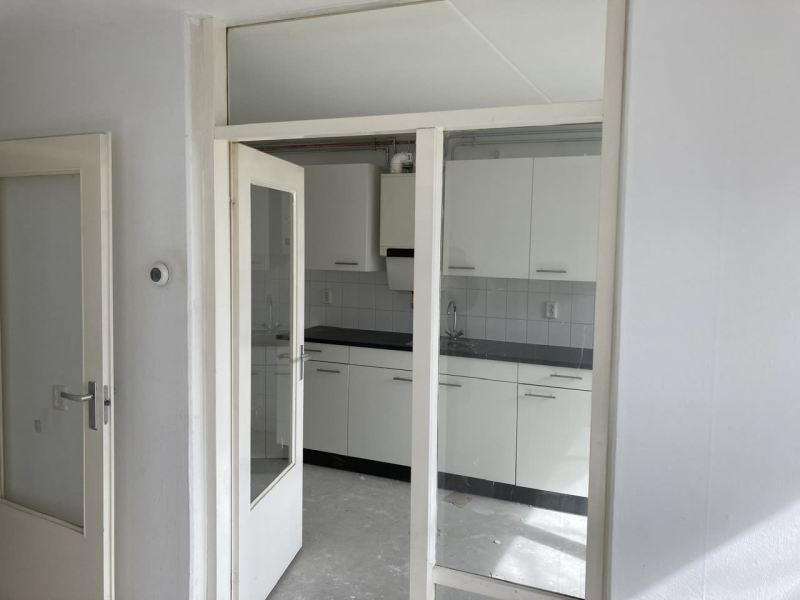 Van der Hoopstraat 8G