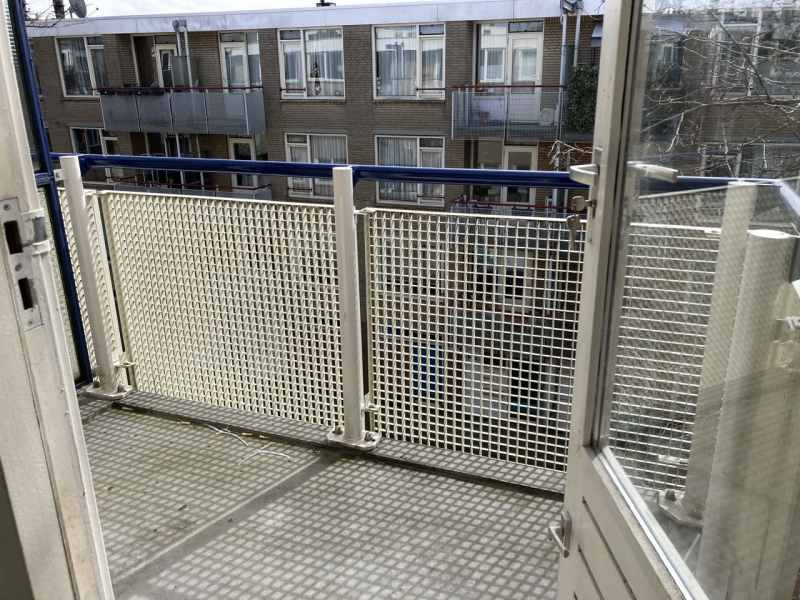 Van der Hoopstraat 8G