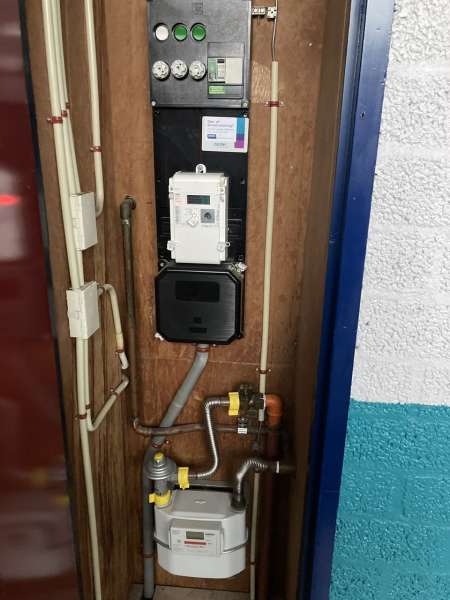 Van der Hoopstraat 8G