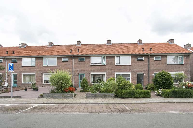 Bernhardstraat 35, 3862 CH Nijkerk, Nederland