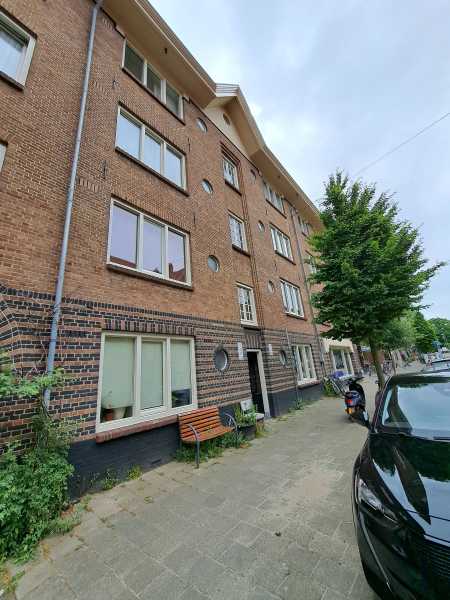 Oostzaanstraat 192, 1013 WP Amsterdam, Nederland