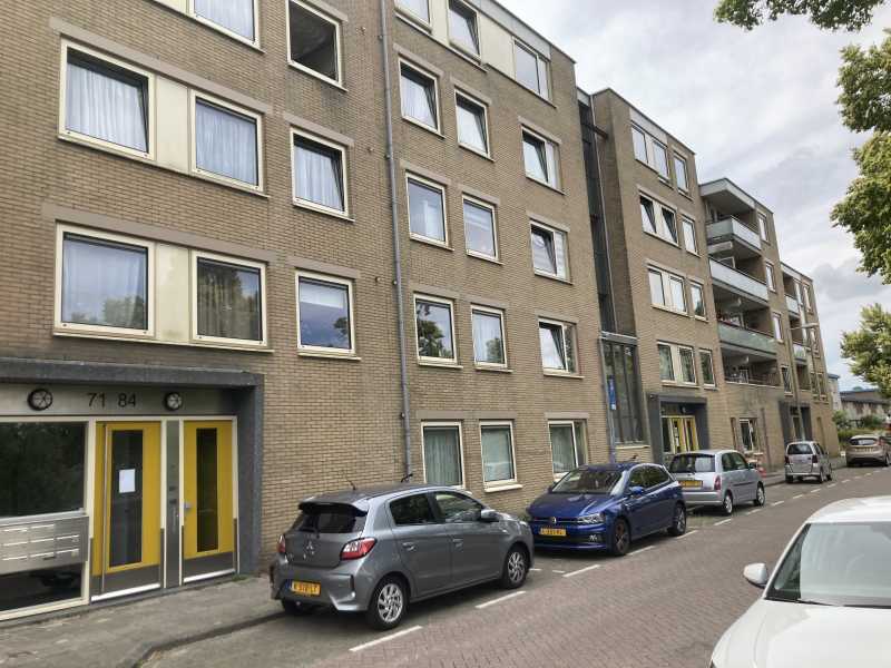 Kneppelweg 74, 1104 MB Amsterdam, Nederland