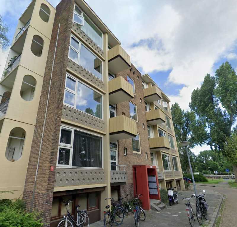 Paramaribostraat 120, 9715 RS Groningen, Nederland
