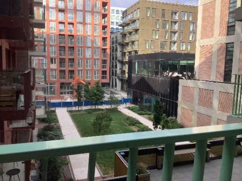 Oostenburgermiddenstraat 819