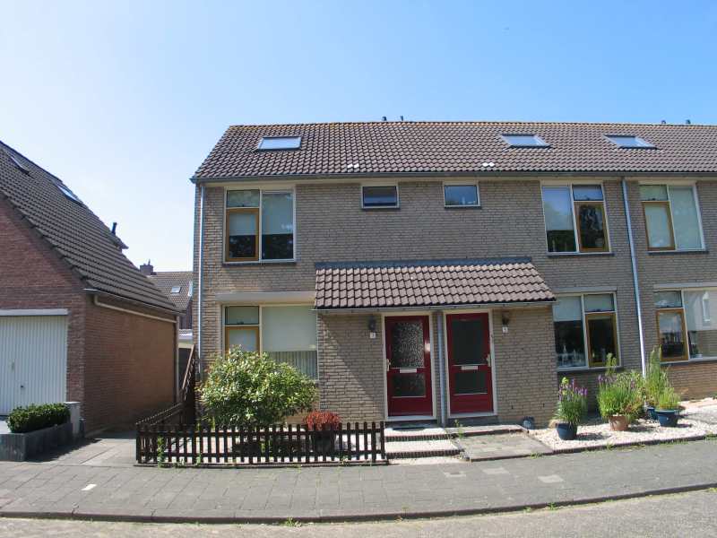 Van Clevestraat 7, 3371 HT Hardinxveld-Giessendam, Nederland