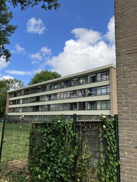 Carry van Bruggenstraat 1